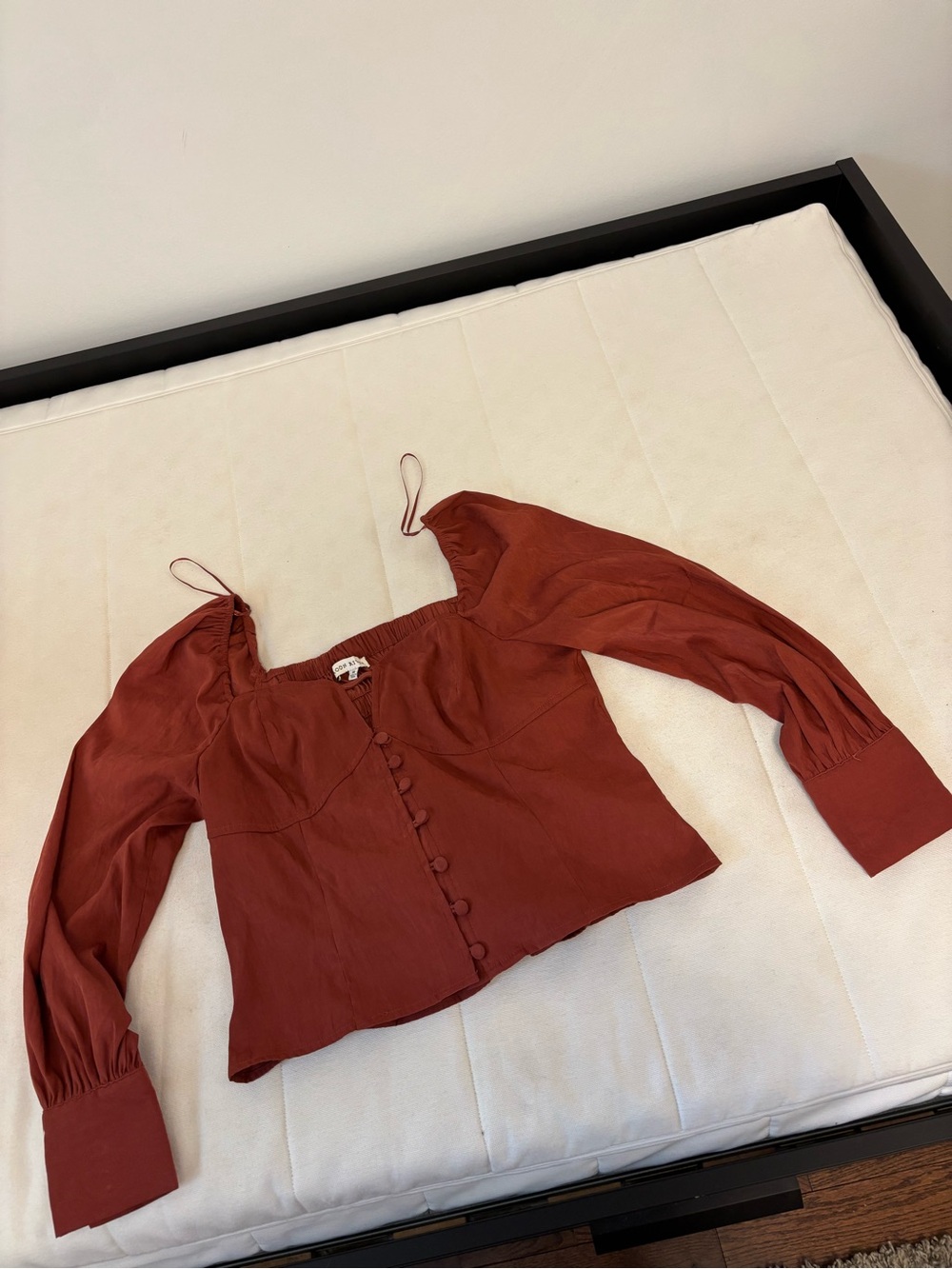 Moon River Rust Button-Peplum Puff Sleeve Top